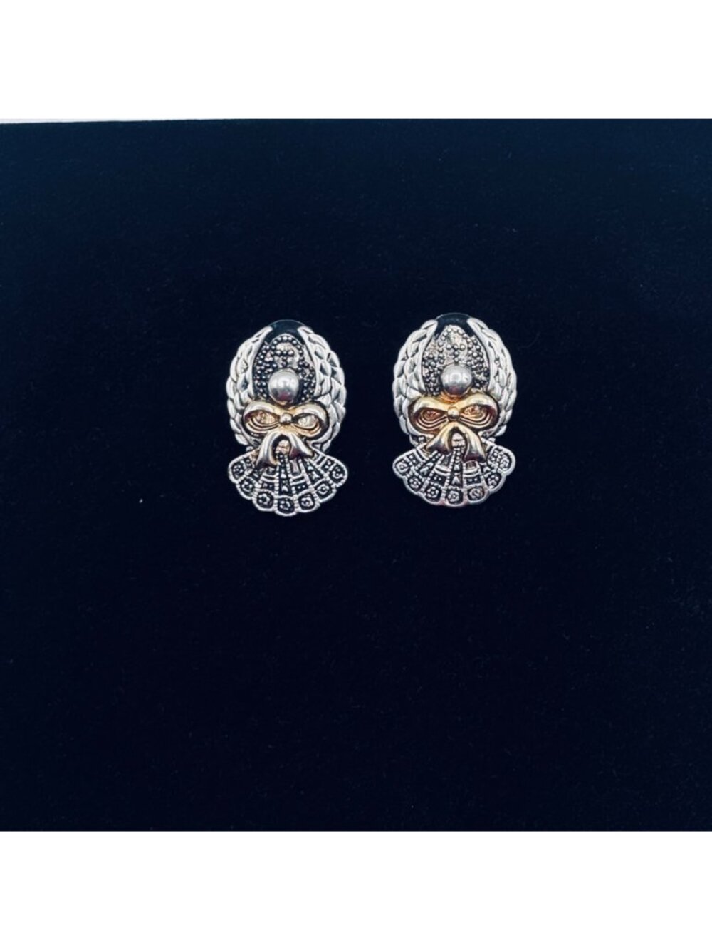 Vintage Cottagecore Angel Earrings Pierced Silver Gold Tone Country Western Cast - Picture 5 of 5